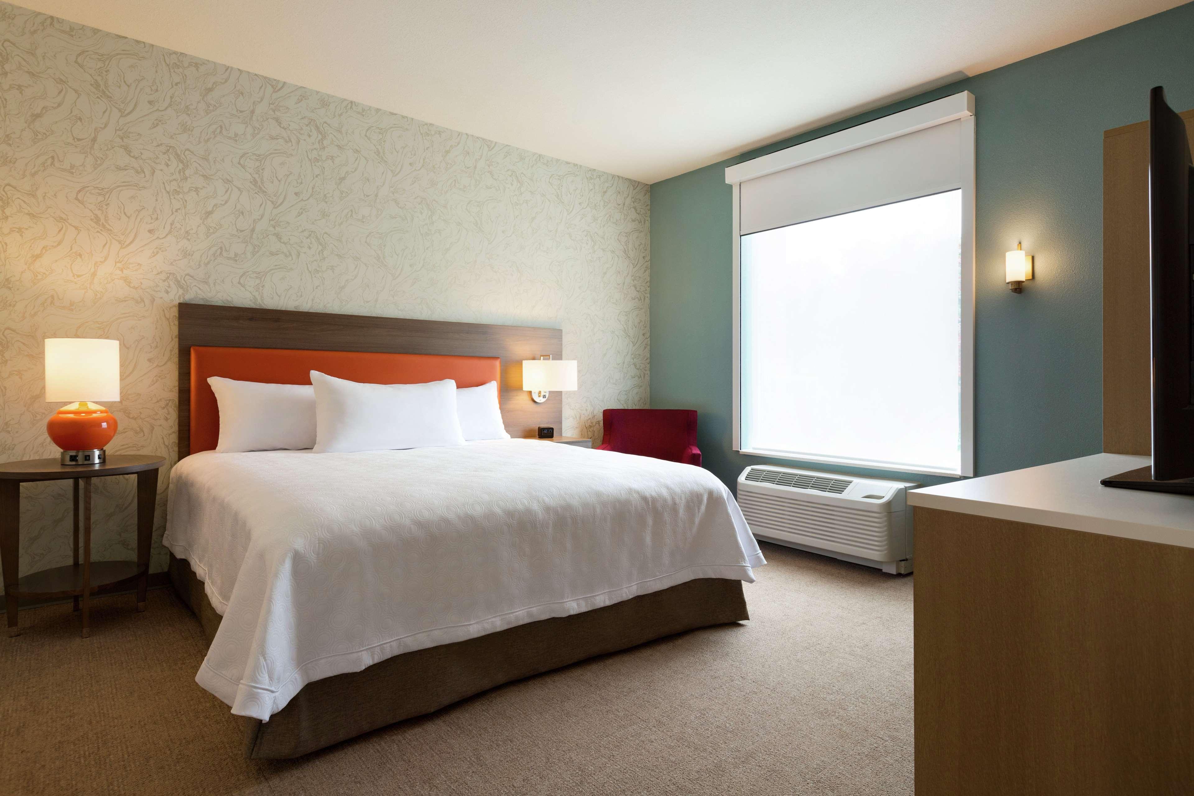 Home2 Suites By Hilton Frederick Bagian luar foto