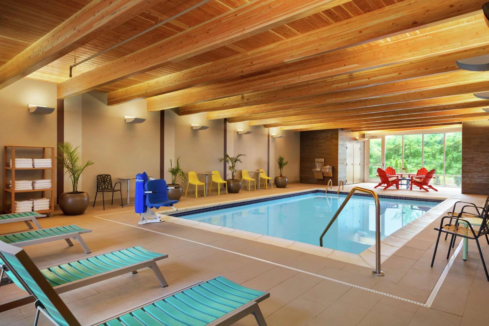 Home2 Suites By Hilton Frederick Bagian luar foto