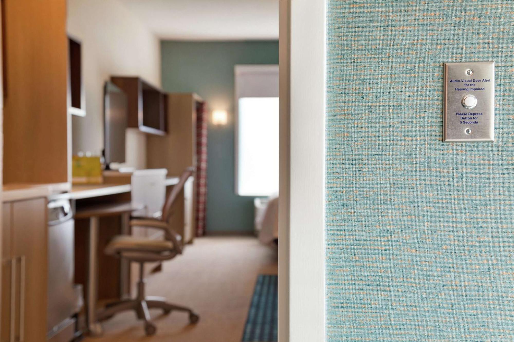 Home2 Suites By Hilton Frederick Bagian luar foto